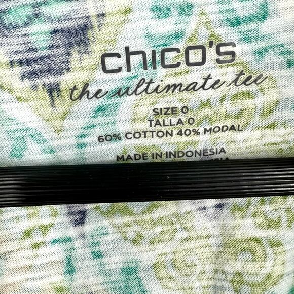 Chicos Sz Small The Ultimate Tee US 4/6 0 Green Blouse Shirt Top Artsy Tropical - Picture 4 of 6